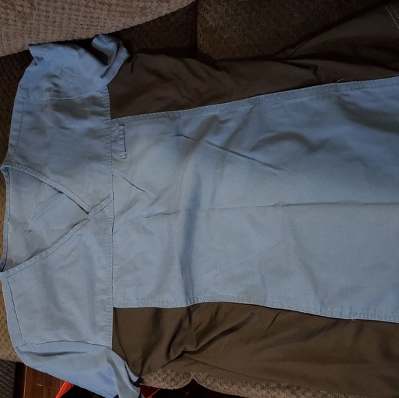 Scrub top - Picture 1 of 1